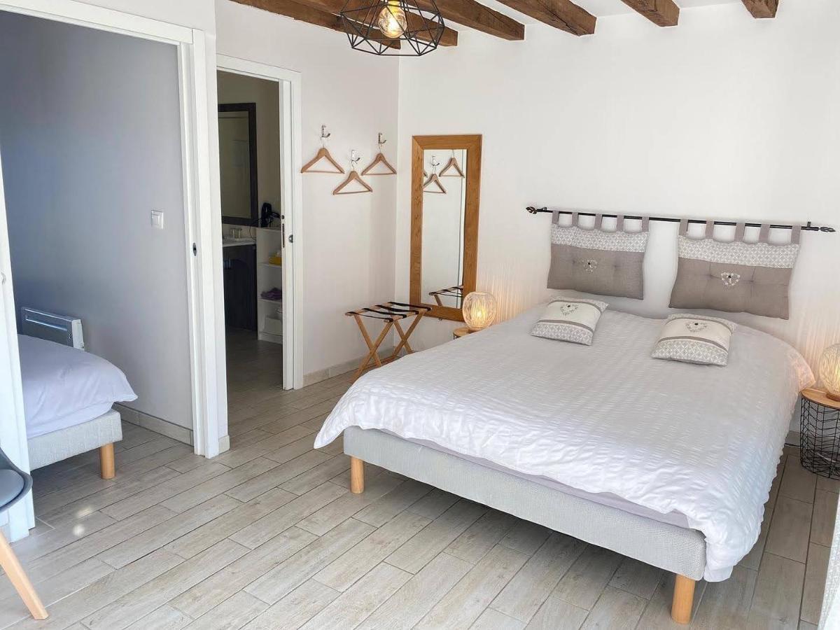 Les Mariniers Chambres D'Hotes -Guest House - Bain Nordique En Option Mareuil-sur-Cher Exterior foto